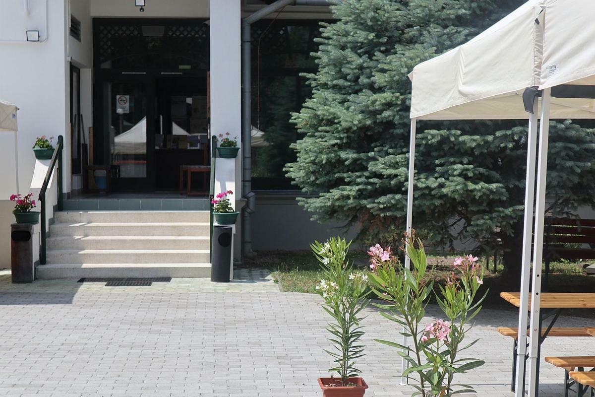 Hotel Szlovak Panzio Bekescsaba Zewnętrze zdjęcie